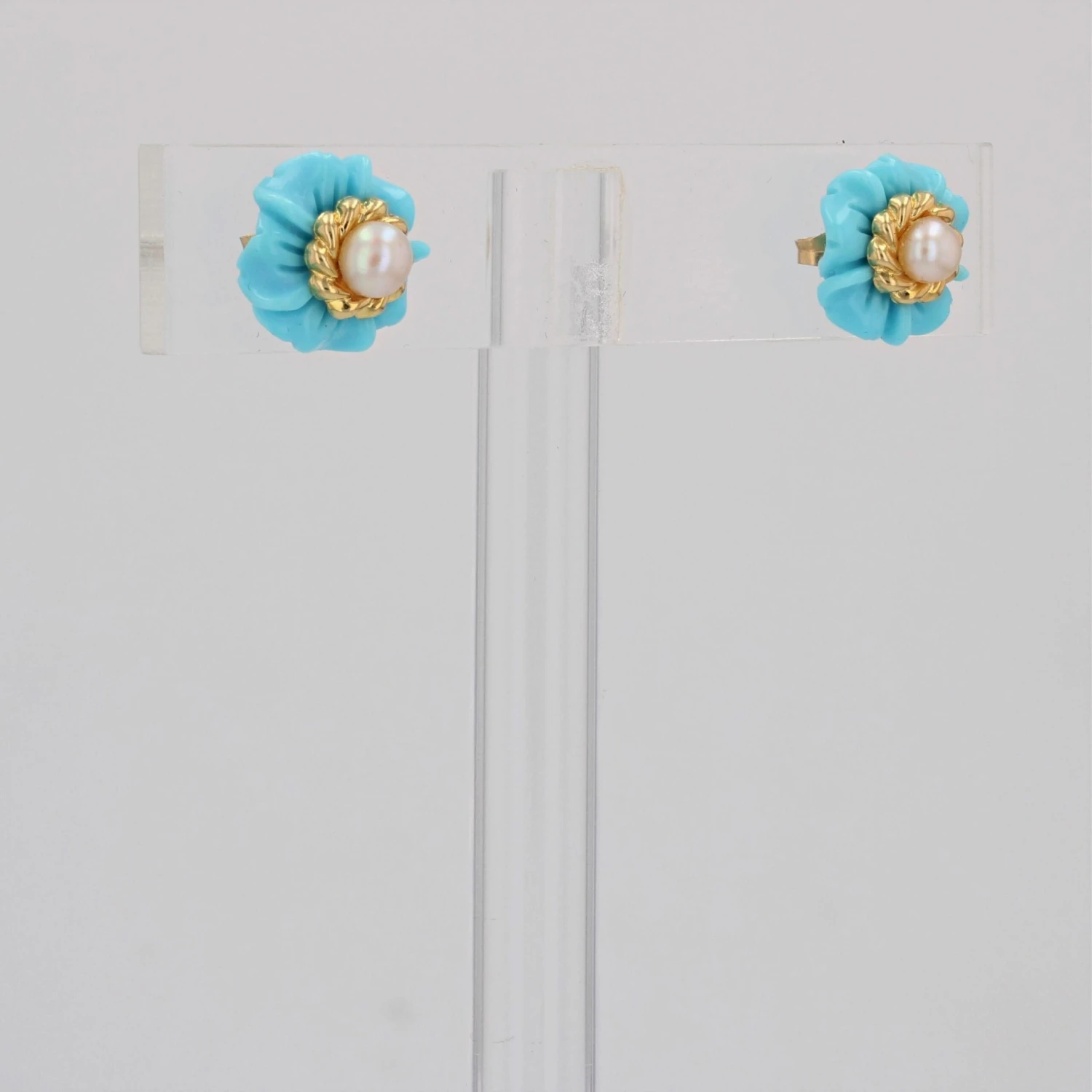 Sarl Baume 1960s Turquoise Cultured Pearl 18 Karat Yellow Gold Flower Stud Earrings 12 Sarl Baume 1960s Turquoise Cultured Pearl 18 Karat Yellow Gold Flower Stud Earrings - Image 10