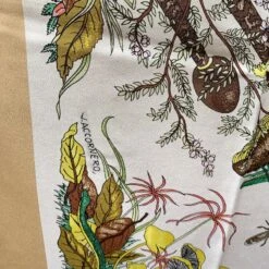 Opherty Ciocci GUCCI Vintage Beige Floral Silk Scarf Funghi Mushrooms 1967 Accornero 11 Opherty Ciocci GUCCI Vintage Beige Floral Silk Scarf Funghi Mushrooms 1967 Accornero -Best Jewelry Store 26f7ed1b 9fb6 5f08 b3f9 6eeaedb2fc6e