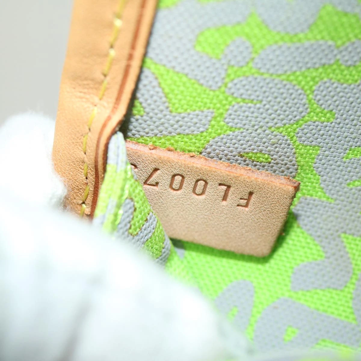 Brand Street LOUIS VUITTON Monogram Graffiti Neverfull GM Tote Bag Vert M93703 LV Auth 29943A 13 Brand Street LOUIS VUITTON Monogram Graffiti Neverfull GM Tote Bag Vert M93703 LV Auth 29943A - Image 11