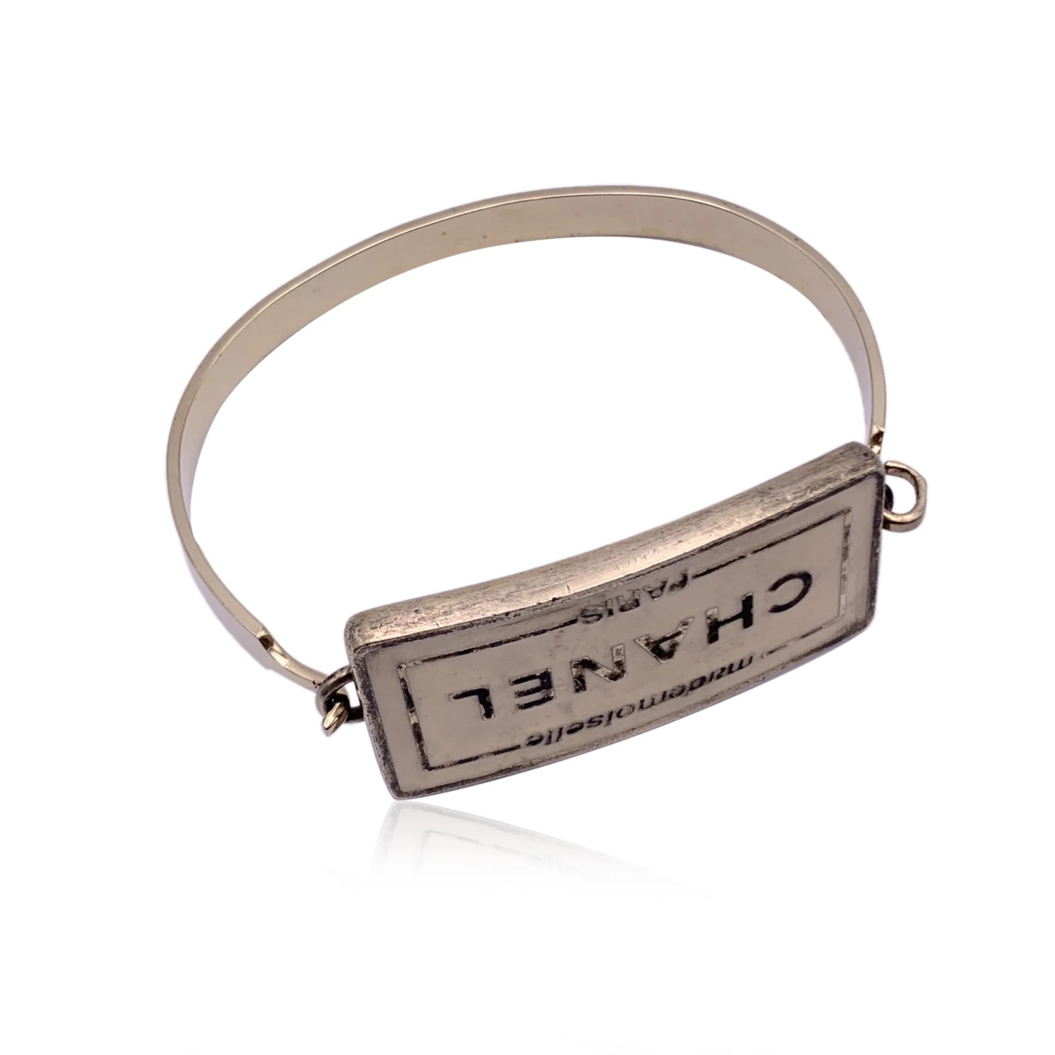 Opherty Ciocci CHANEL Vintage Silver Metal Beige Enamel Mademoiselle Bangle Bracelet 7 Opherty Ciocci CHANEL Vintage Silver Metal Beige Enamel Mademoiselle Bangle Bracelet - Image 5