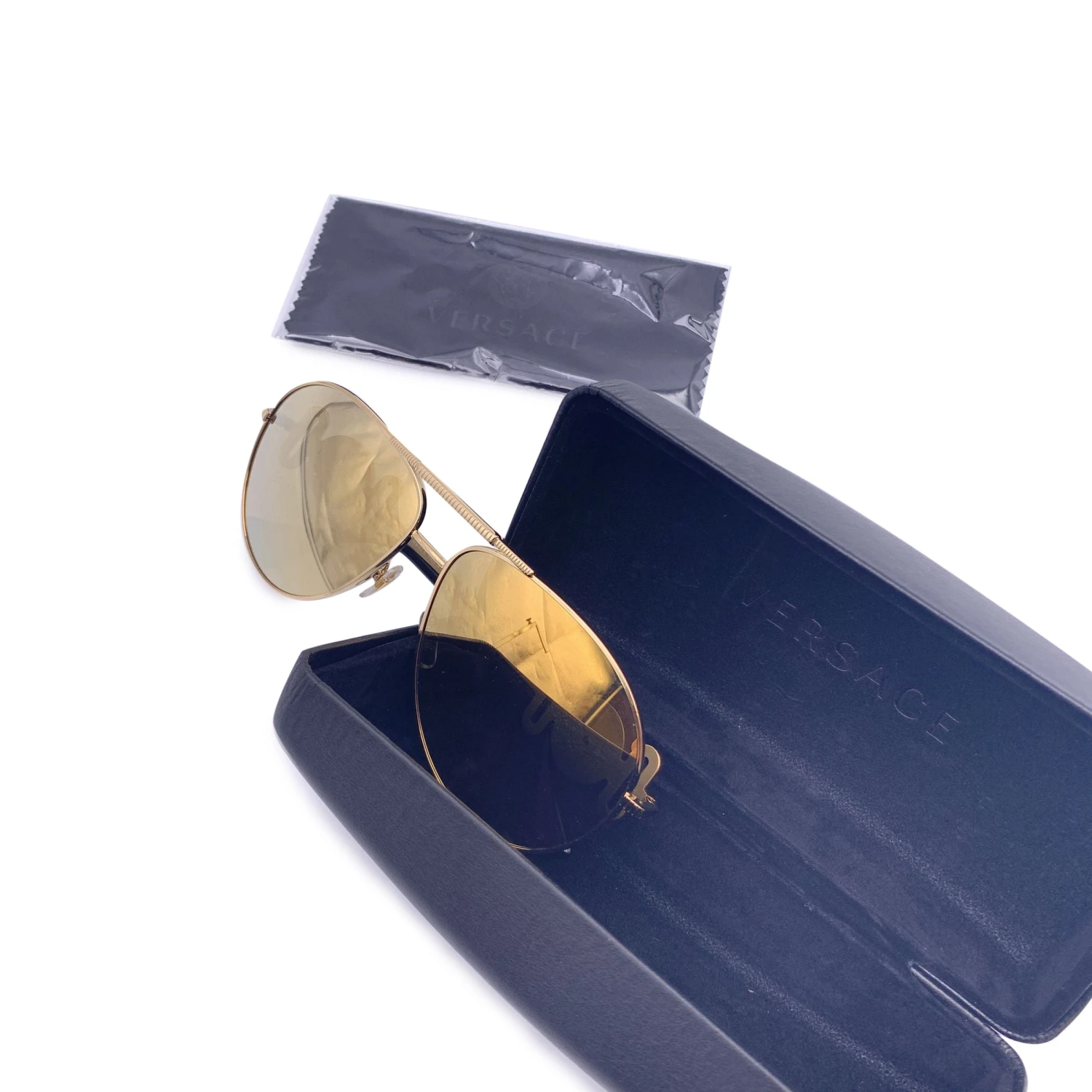 Opherty Ciocci VERSACE Gold Metal Aviator Medusa Sunglasses Mod. 2249 65/14 4 Opherty Ciocci VERSACE Gold Metal Aviator Medusa Sunglasses Mod. 2249 65/14 - Image 2