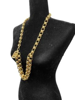 Luxury Resale Network CHANEL Vintage Gold Chain Belt CC Square Charm Excellent 36 -Best Jewelry Store 47d4b1e8 03f6 5f52 a308 7d4c693b7145 70fef0bb 3504 4963 bac9 4754edf38f57