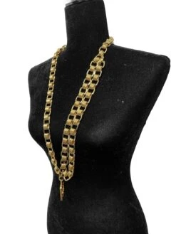 Luxury Resale Network CHANEL Vintage Gold Chain Belt CC Square Charm Excellent 36 -Best Jewelry Store 55df6081 41e2 5be4 ae4d 51a3a37b6351 85867c72 31f0 4ab0 9442 c061d2249a3f