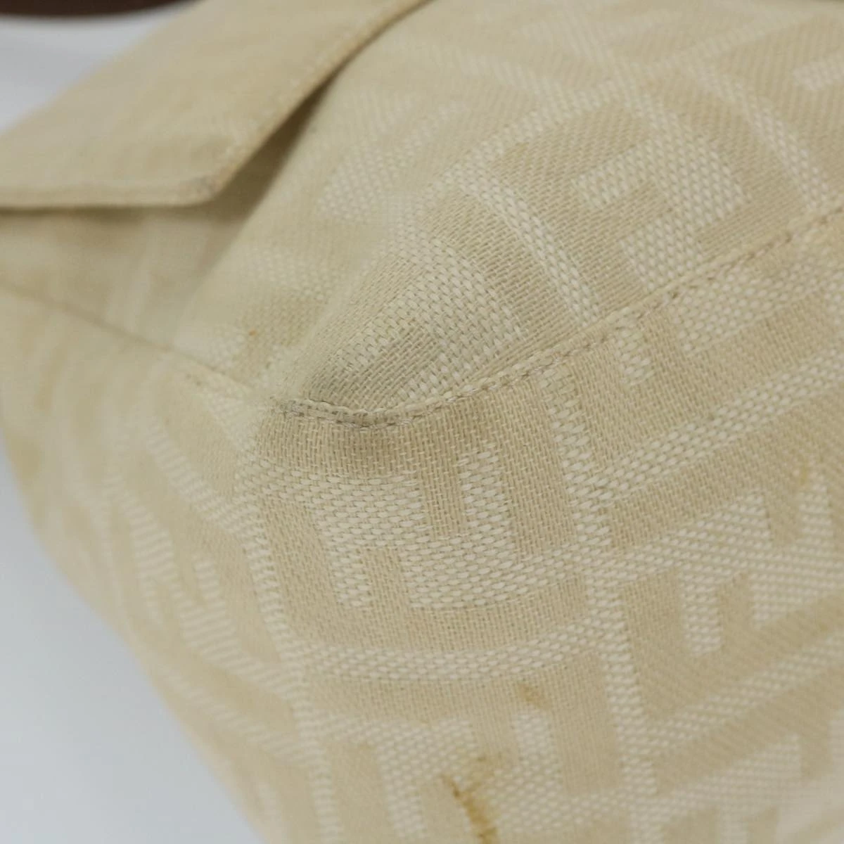 Brand Street FENDI Zucca Canvas Mamma Baguette Shoulder Bag Beige Auth 57043 18 Brand Street FENDI Zucca Canvas Mamma Baguette Shoulder Bag Beige Auth 57043 - Image 16