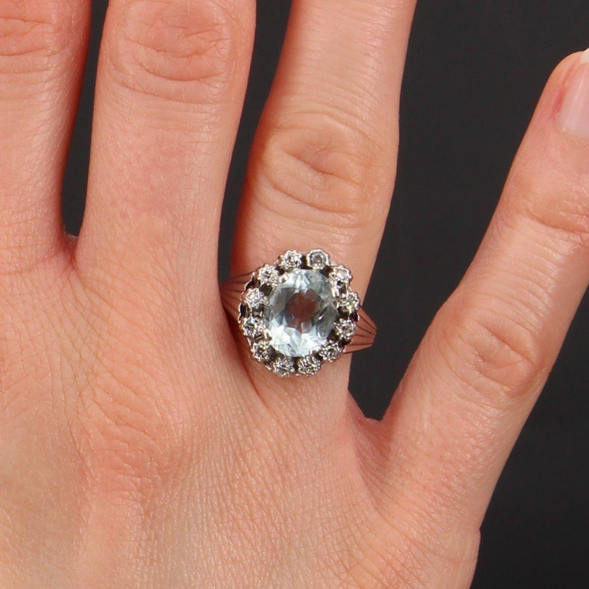 Sarl Baume French 1950s Aquamarine Diamonds 18 Karat White Gold Ring 7 Sarl Baume French 1950s Aquamarine Diamonds 18 Karat White Gold Ring - Image 5