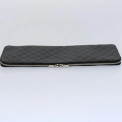 Style Tribute LOUIS VUITTON Damier Graphite Etui 5 Cravat Necktie Case N41136 Lv Auth 62213a -Best Jewelry Store 62213A 4 d7f24c08 90ce 4a07 933d 8b70abcdcf5d
