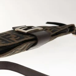 Brand Street FENDI Zucca Canvas Mamma Baguette Shoulder Bag Brown Black Auth 65651 28 Brand Street FENDI Zucca Canvas Mamma Baguette Shoulder Bag Brown Black Auth 65651 -Best Jewelry Store 65651 7