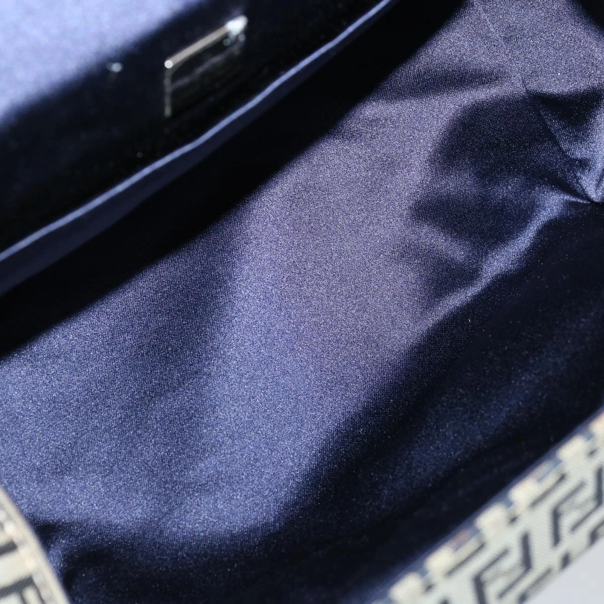 Brand Street FENDI Zucchino Canvas Mamma Baguette Hand Bag Navy Auth 67746 13 Brand Street FENDI Zucchino Canvas Mamma Baguette Hand Bag Navy Auth 67746 - Image 11