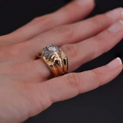 Sarl Baume 1940s Diamonds 18 Karat Yellow Gold Tank Signet Ring -Best Jewelry Store 7 master d4573a7c b9e3 47eb 96ce d86b8649b240