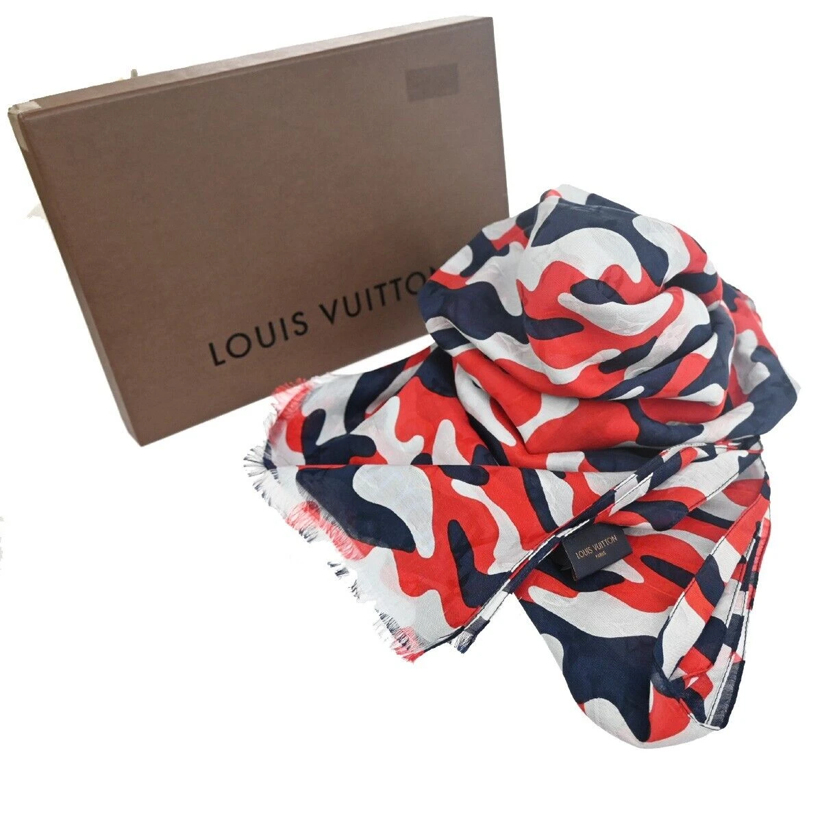 The Brand Collector LOUIS VUITTON Scarves 9 The Brand Collector LOUIS VUITTON Scarves - Image 7