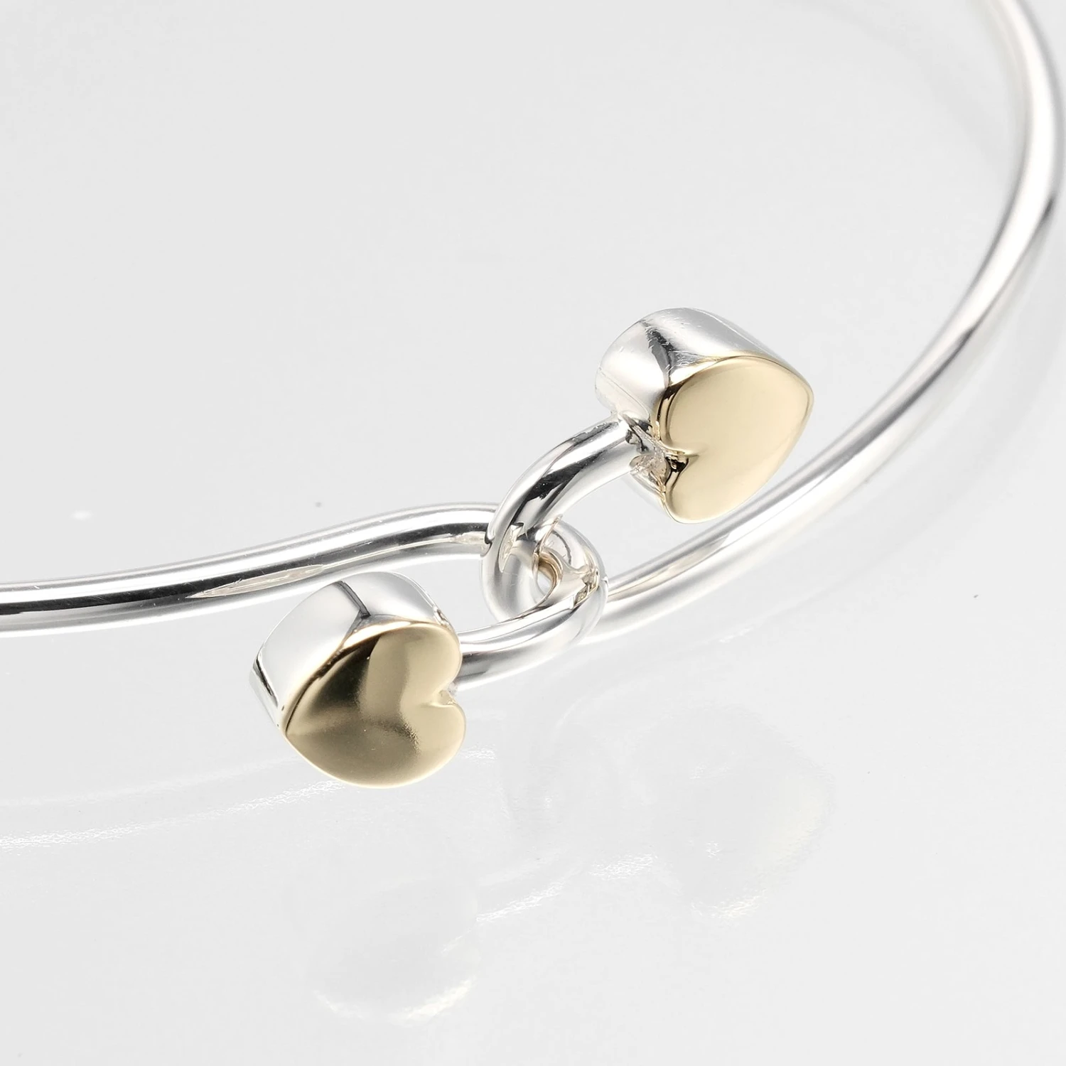 The Brand Collector Tiffany & Co Double Heart Bracelet 7 The Brand Collector Tiffany & Co Double Heart Bracelet - Image 5
