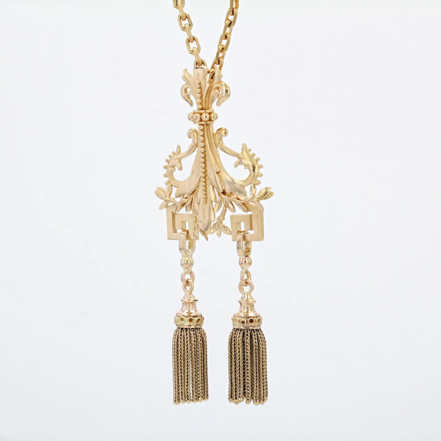 Sarl Baume 19th Century 18 Karat Yellow Gold Tassels Pendant 9 Sarl Baume 19th Century 18 Karat Yellow Gold Tassels Pendant - Image 7