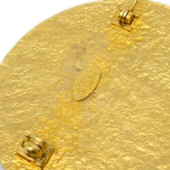 AMORE Vintage CHANEL Medallion Brooch Pin Gold 94P 120504 9 AMORE Vintage CHANEL Medallion Brooch Pin Gold 94P 120504 -Best Jewelry Store DSC02003 1