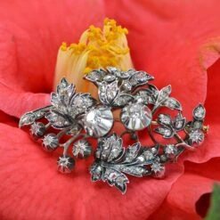 Sarl Baume 19th Century 3, 90 Carats Diamonds Bouquet Silver 18 Karat Yellow Gold Brooch -Best Jewelry Store DSC 3024 master