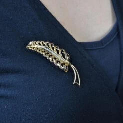 Sarl Baume French 1960s Diamonds 18 Karat Yellow White Gold Leaf Brooch -Best Jewelry Store DSC 5218 master