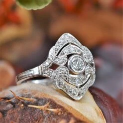 Sarl Baume French 1930s Art Deco Style Diamonds 18 Karat White Gold Ring -Best Jewelry Store DSC 5681 master f4c27b08 2e74 4648 89ca 8882b61c1825