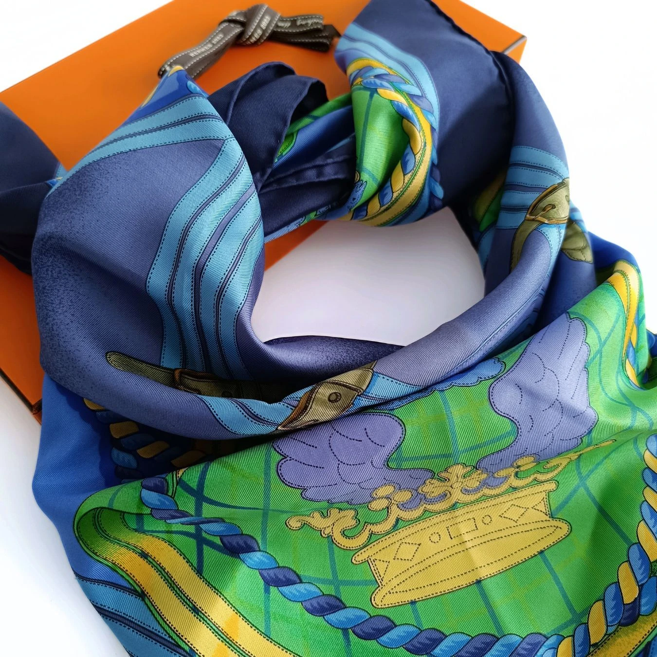 Vintage APT HERMeS Hermes Grande Tenue Silk Scarf 89x89 4 Vintage APT HERMeS Hermes Grande Tenue Silk Scarf 89x89 - Image 2