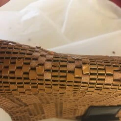 Fancy Lux FENDI Mamma Baguette Shoulder Bag In Beige Patent -Best Jewelry Store IMG 0432 3887512f b6ed 4721 b9cd 2bb62339e78e