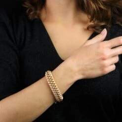 Sarl Baume French 20th Century Bright And Amati 18 Karat Yellow Gold Curb Bracelet -Best Jewelry Store IMG 1064 master