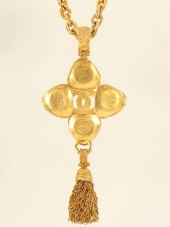 QOO Vintage CHANEL 1994 Gripoix Stone Cc Mark Necklace Red/Green -Best Jewelry Store IMG 2338 873477b5 b8cf 41c3 b381 c78d3bf109dc