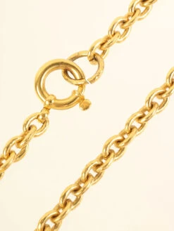 QOO Vintage CHANEL 1994 Gripoix Stone Cc Mark Necklace Red/Green -Best Jewelry Store IMG 2340 0fcfa77b 2bff 4770 aaf2 e2a447e93d10