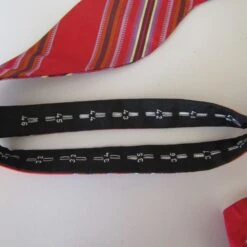 Fancy Lux HERMES Bow Tie In Multicolor Silk -Best Jewelry Store IMG 2525 5fe2c3b9 f5a6 48f0 a5ec 009f0c91a74b