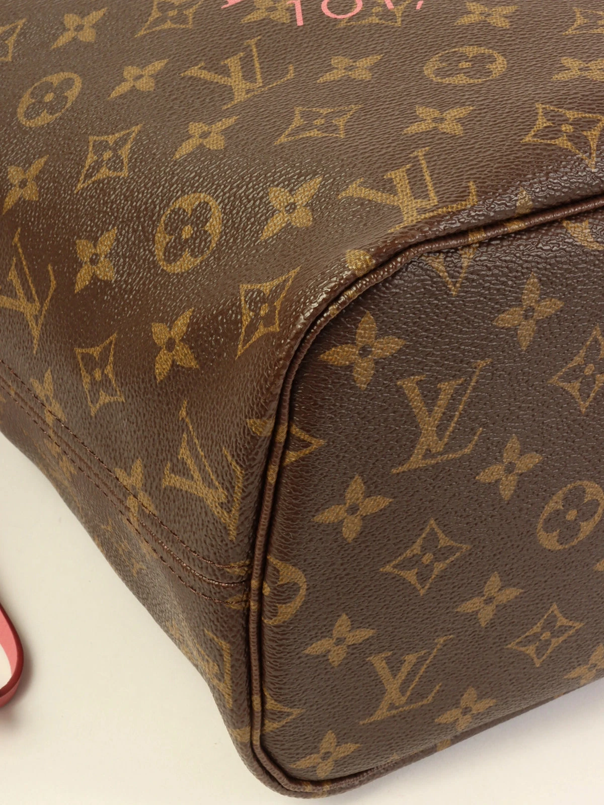 QOO Vintage LOUIS VUITTON 2013 Made Canvas Monogram Ikat Flower Neverfull Mm Brown/Pink 9 QOO Vintage LOUIS VUITTON 2013 Made Canvas Monogram Ikat Flower Neverfull Mm Brown/Pink - Image 7