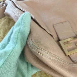 Fancy Lux FENDI Mamma Baguette Shoulder Bag In Pink Leather -Best Jewelry Store IMG 4221 94b6e4a5 a69f 4eb6 a1a9 579ab9abe6ee