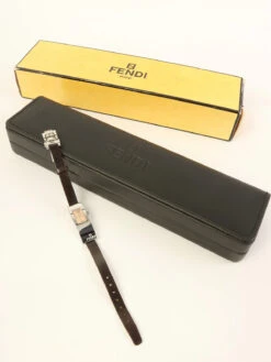 QOO Vintage FENDI Square Logo Face Watch Silver/Dark Brown 25 QOO Vintage FENDI Square Logo Face Watch Silver/Dark Brown -Best Jewelry Store IMG 4666