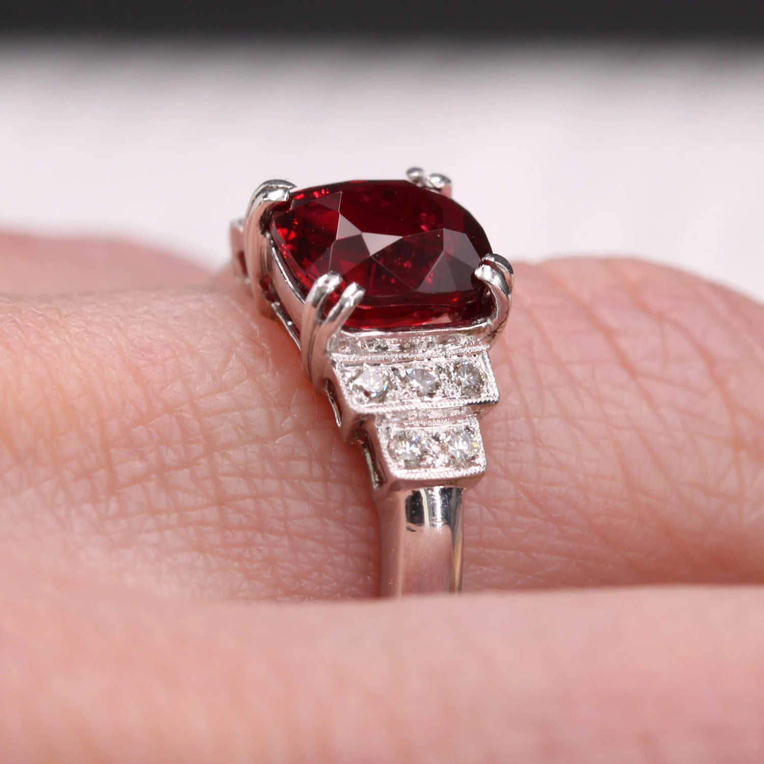 Sarl Baume New Art Deco Style Natural Vivid Red Spinel Diamonds 18 Karat White Gold Ring 16 Sarl Baume New Art Deco Style Natural Vivid Red Spinel Diamonds 18 Karat White Gold Ring - Image 14
