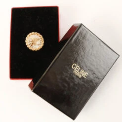 QOO Vintage CELINE Macadam Motif Rhinestone Round Pin Badge -Best Jewelry Store IMG 5130 632587ab 39be 4e68 ae1e 16073f375e59
