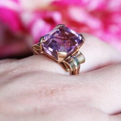 Sarl Baume French Retro 1950s 11.29 Carats Kunzite 18 Karat Yellow Gold Cocktail Ring -Best Jewelry Store IMG 6702 master