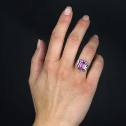 Sarl Baume French Retro 1950s 11.29 Carats Kunzite 18 Karat Yellow Gold Cocktail Ring -Best Jewelry Store IMG 6862 master 19280466 e5ad 4d6a 8ad7 ad2680c62d39