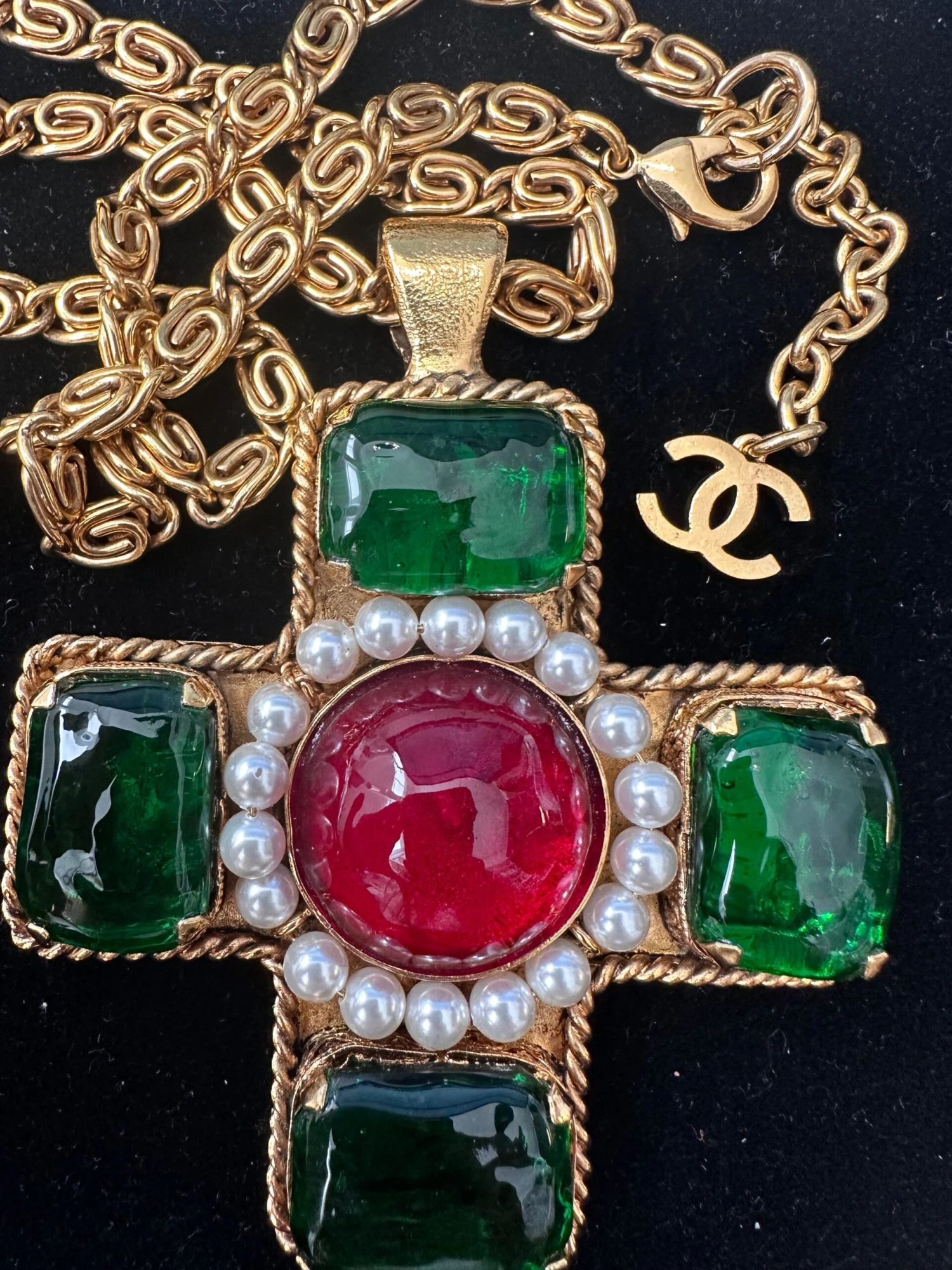 Style Tribute Cabochon Maltese Cross Pendant Necklace 7 Style Tribute Cabochon Maltese Cross Pendant Necklace - Image 5