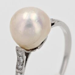 Sarl Baume 1930s Cultured Pearl Diamonds 18 Karat White Gold Art Deco Ring -Best Jewelry Store LOT 01 12 04 master
