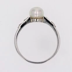 Sarl Baume French 1950s Diamond Cultured Pearl 18 Karat White Gold Ring 26 Sarl Baume French 1950s Diamond Cultured Pearl 18 Karat White Gold Ring -Best Jewelry Store LOT 08 18 master ef012cdf 69df 4f98 b46c 912f2a12594e