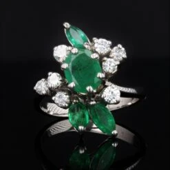 Sarl Baume French 1970s Emerald Diamond 18 Carat White Gold Ring -Best Jewelry Store N1605201 master