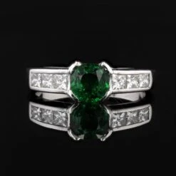 Sarl Baume French Modern 1, 02 Carat Tsavorite Garnet Princess-Cut Diamonds White Gold Ring 22 Sarl Baume French Modern 1, 02 Carat Tsavorite Garnet Princess-Cut Diamonds White Gold Ring -Best Jewelry Store N22 48801 master