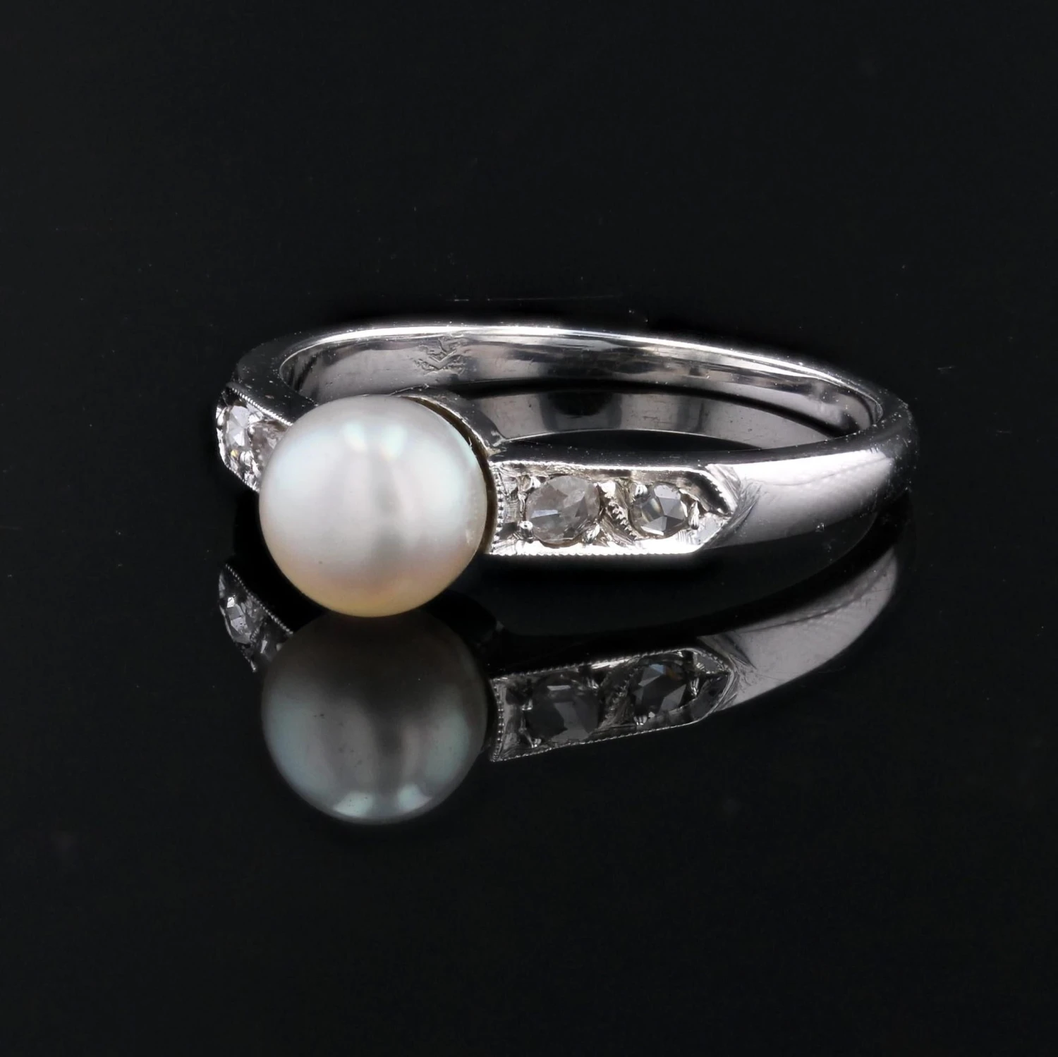 Sarl Baume French 1950s Diamond Cultured Pearl 18 Karat White Gold Ring 8 Sarl Baume French 1950s Diamond Cultured Pearl 18 Karat White Gold Ring - Image 6