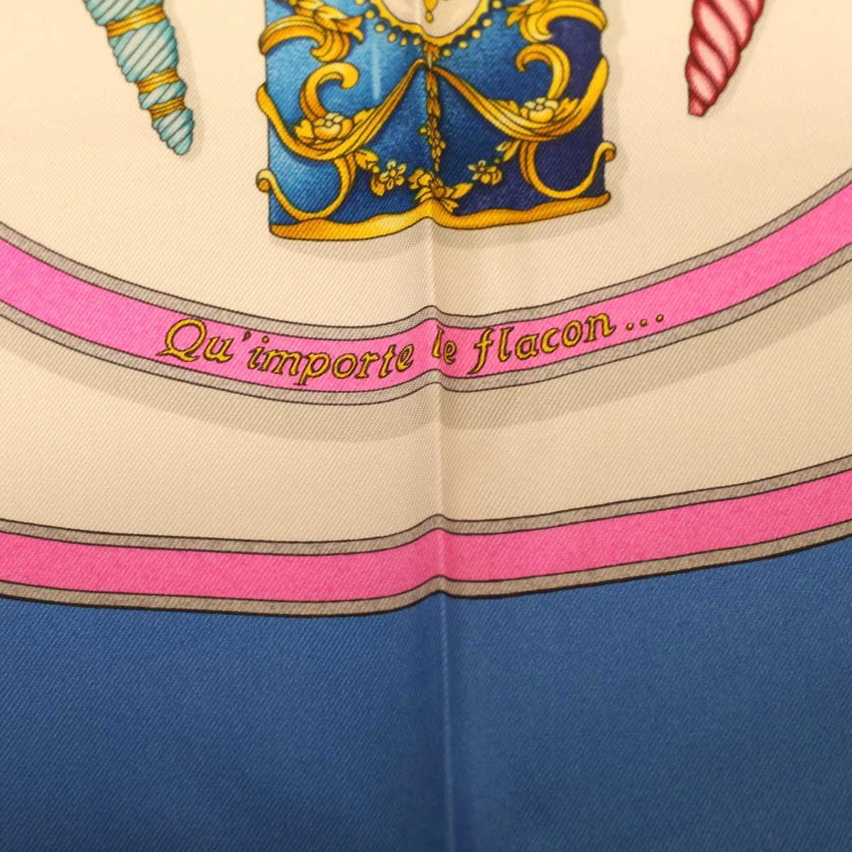 Style Tribute Hermes Carre 90 Scarf #pourvu Qu'on Ait I'ivresse" Silk White Auth Am3843 8 Style Tribute Hermes Carre 90 Scarf #pourvu Qu'on Ait I'ivresse" Silk White Auth Am3843 - Image 6