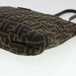 Brand Street FENDI Zucca Canvas Mamma Baguette Shoulder Bag Brown 2258 26727 009 Auth Am4024 36 Brand Street FENDI Zucca Canvas Mamma Baguette Shoulder Bag Brown 2258 26727 009 Auth Am4024 -Best Jewelry Store am4024 11