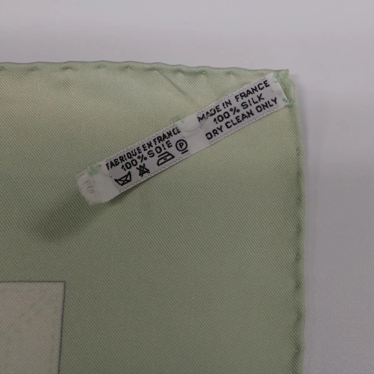 Brand Street HERMES Carre 90 Scarf "COSTUMES CIVILS ACTUELS" Silk Green Auth Am4429 11 Brand Street HERMES Carre 90 Scarf "COSTUMES CIVILS ACTUELS" Silk Green Auth Am4429 - Image 9