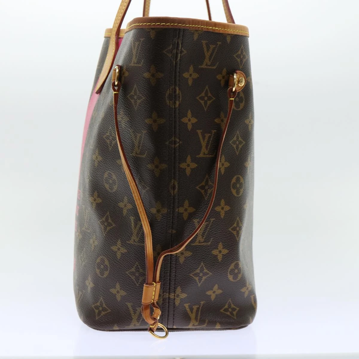 Style Tribute LOUIS VUITTON Monogram V Line Neverfull Mm Tote Bag Pink M41602 Lv Auth Am4905 5 Style Tribute LOUIS VUITTON Monogram V Line Neverfull Mm Tote Bag Pink M41602 Lv Auth Am4905 - Image 3