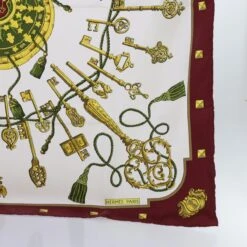 Style Tribute Hermes Carre 90 Le Cles Scarf Silk Red White Auth Am5303 27 Style Tribute Hermes Carre 90 Le Cles Scarf Silk Red White Auth Am5303 -Best Jewelry Store am5303 10 5cdaa708 b9d4 4546 88fa 70b4af014ae8
