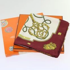 Style Tribute Hermes Carre 90 Le Cles Scarf Silk Red White Auth Am5303 33 Style Tribute Hermes Carre 90 Le Cles Scarf Silk Red White Auth Am5303 -Best Jewelry Store am5303 16 3fcb108c b14a 48d7 a4cb 652caaed146c