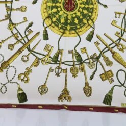 Style Tribute Hermes Carre 90 Le Cles Scarf Silk Red White Auth Am5303 26 Style Tribute Hermes Carre 90 Le Cles Scarf Silk Red White Auth Am5303 -Best Jewelry Store am5303 9 bfde1e5e 82af 4187 8d3a 32490fc4d49b