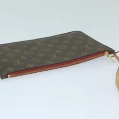 Brand Street LOUIS VUITTON Monogram Neverfull MM Pouch Accessory Pouch LV Auth Am5581 26 Brand Street LOUIS VUITTON Monogram Neverfull MM Pouch Accessory Pouch LV Auth Am5581 -Best Jewelry Store am5581 7
