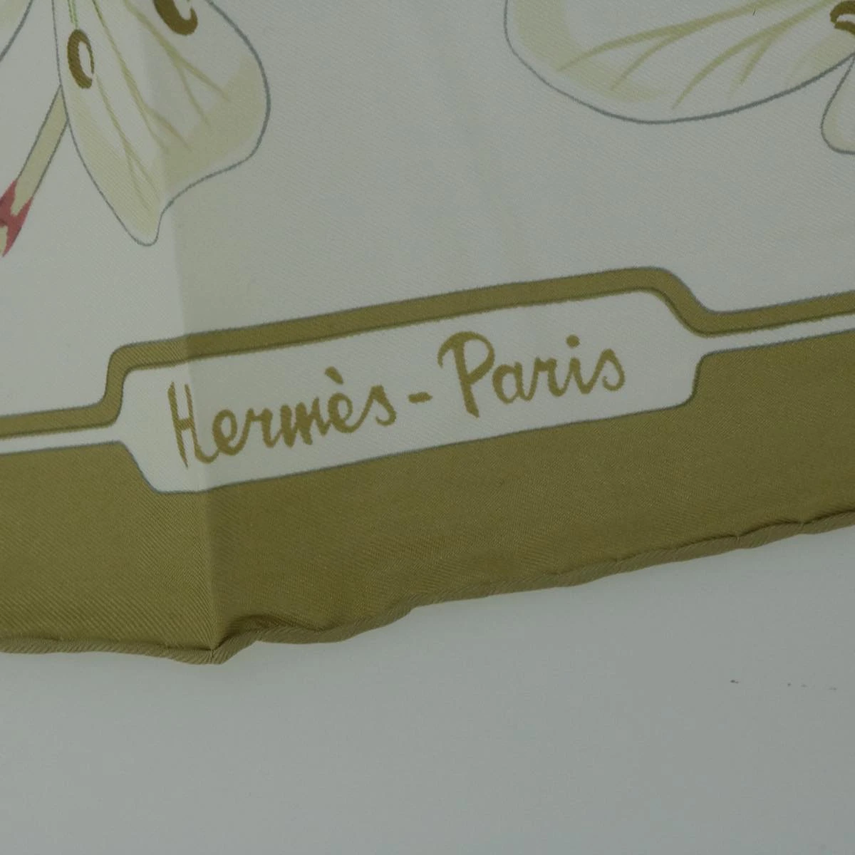 Brand Street HERMES Carre 90 Flora Graeca Scarf Silk Beige Multicolor Auth Am5676 14 Brand Street HERMES Carre 90 Flora Graeca Scarf Silk Beige Multicolor Auth Am5676 - Image 12