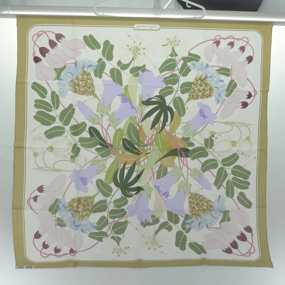 Brand Street HERMES Carre 90 Flora Graeca Scarf Silk Beige Multicolor Auth Am5676 16 Brand Street HERMES Carre 90 Flora Graeca Scarf Silk Beige Multicolor Auth Am5676 - Image 14