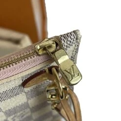 Luxury Resale Network LOUIS VUITTON Neverfull GM Damier Azur W/Pouch White Handbag 20 Luxury Resale Network LOUIS VUITTON Neverfull GM Damier Azur W/Pouch White Handbag -Best Jewelry Store b2aee83c 0f19 563c badf 542e4a010b23 339a36fc 39a5 49d4 9bbe 227e52c1276e